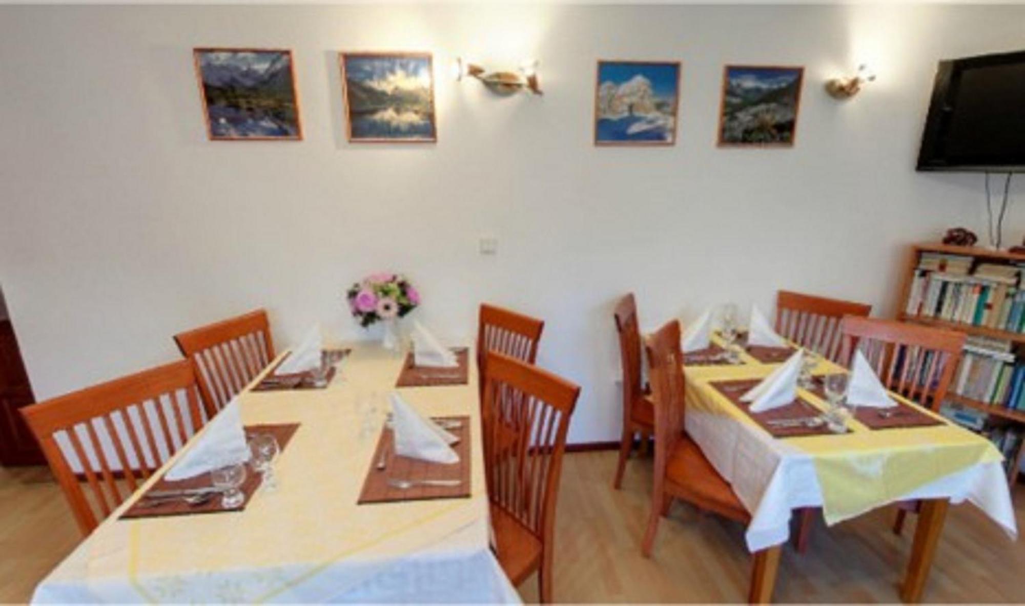 Vila Strazan Poprad Exterior foto